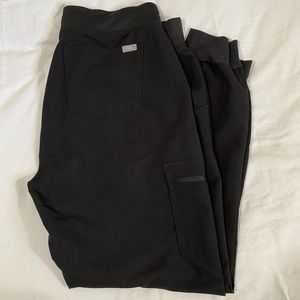 FIGS Zamora Jogger Scrub Pants